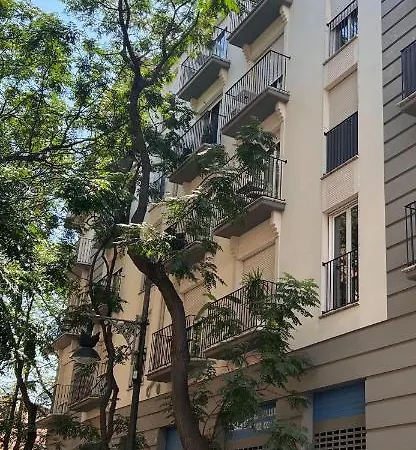 Majestic Flats